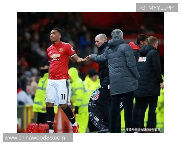 拜仁客场大胜夏尔克慕尼黑再现强势势力