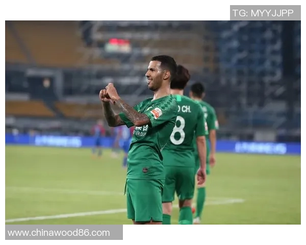 北京中赫国安发挥失常，客场1比2不敌广州富力，遭遇3轮不胜