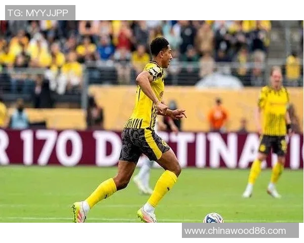 多特蒙德攻破尼斯铁桶防线,勇夺胜利