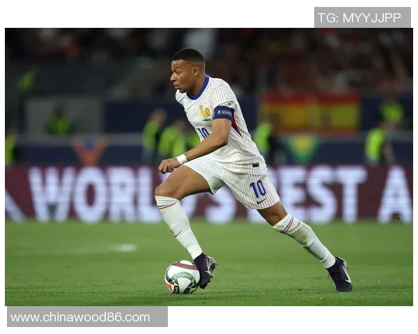 姆巴佩PK亚马尔新!勇士之战,激荡欧洲足坛震撼对决!