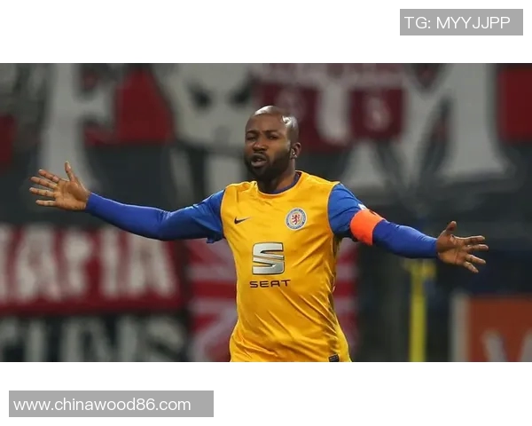 沙尔克04客场逼平，坚守不败延续不败纪录