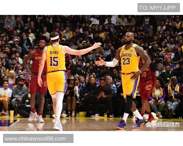 骑士连胜遭遇终结，詹姆斯表态：我们还有提升空间