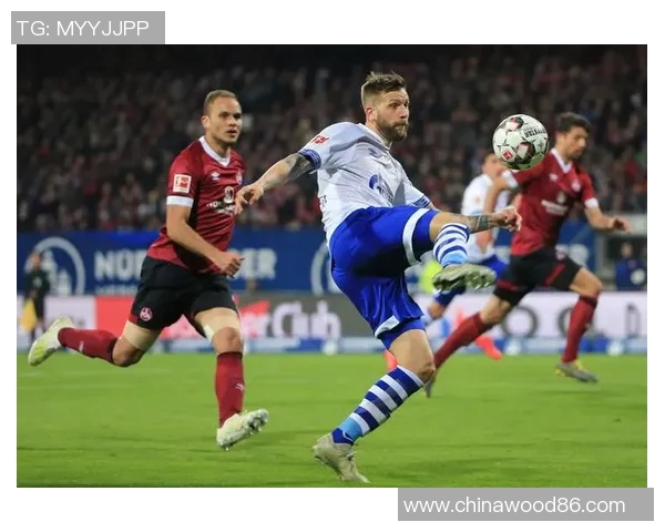 沙尔克04主场一球未进战平云达不来梅，难破对手铁桶防线